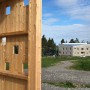Carportvägg + Lusthusgränd 2 i bakgrunden 2017